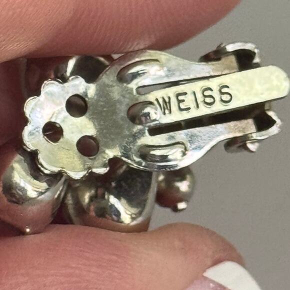 VTG Weiss ONE Clip On Rhinestone‎ Earring Silver Tone - Picture 4 of 7